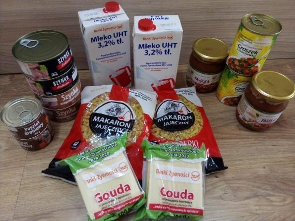 Paczki żywnościowe dla najbardziej potrzebujących